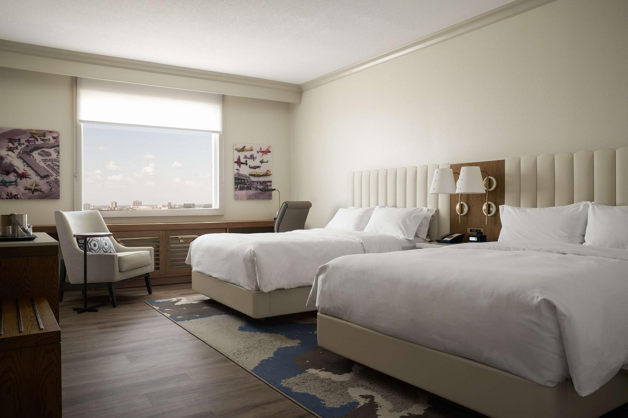 Doubletree By Hilton Hotel Dallas - Love Field Extérieur photo