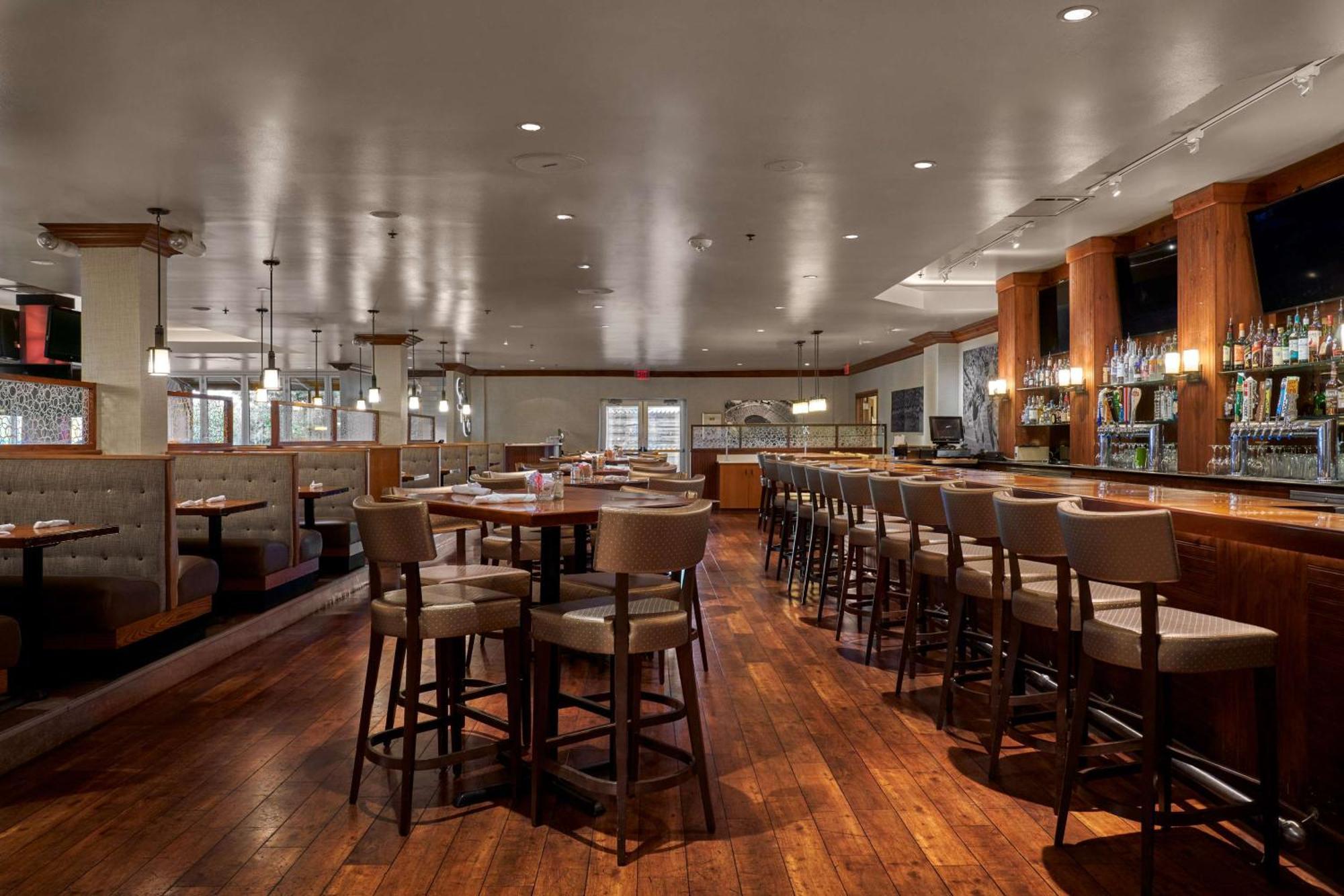 Doubletree By Hilton Hotel Dallas - Love Field Extérieur photo